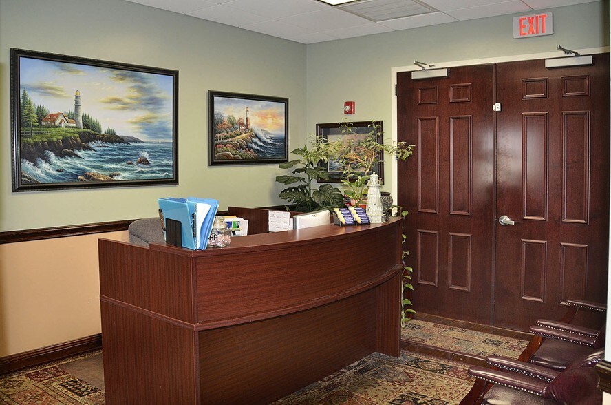 More Photos Of 120-140 S Indian River Dr, Fort Pierce Coworking Space