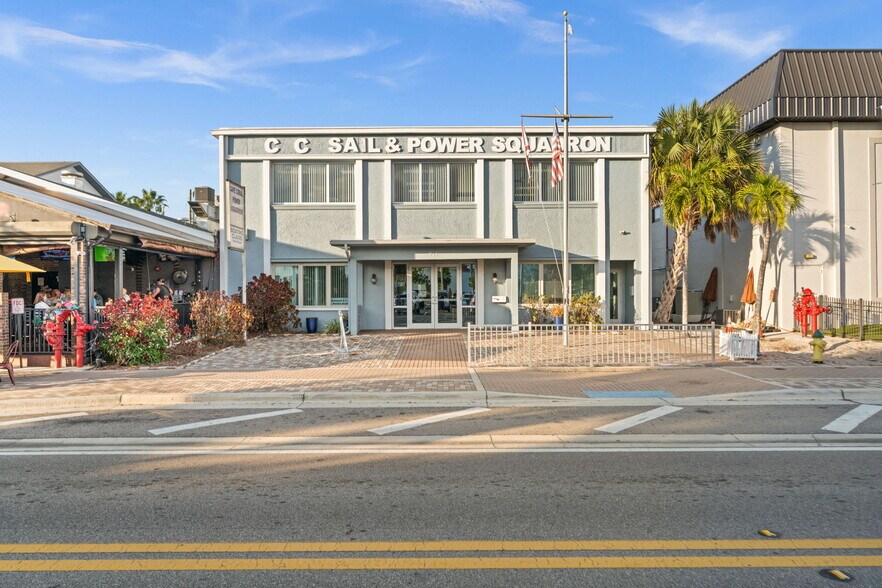 Primary Photo Of 917 SE 47th Ter, Cape Coral Restaurant For Sale