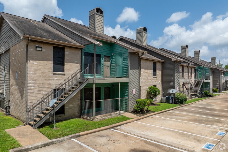 More Photos Of 13150 Bissonnet St, Houston Apartments For Sale