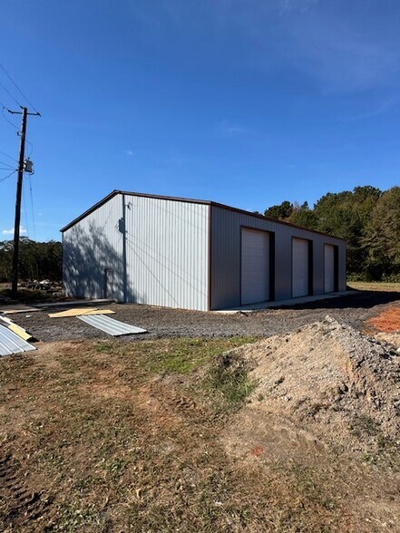 More Photos Of 1402 Old 41 Hwy, Milner Warehouse For Sale