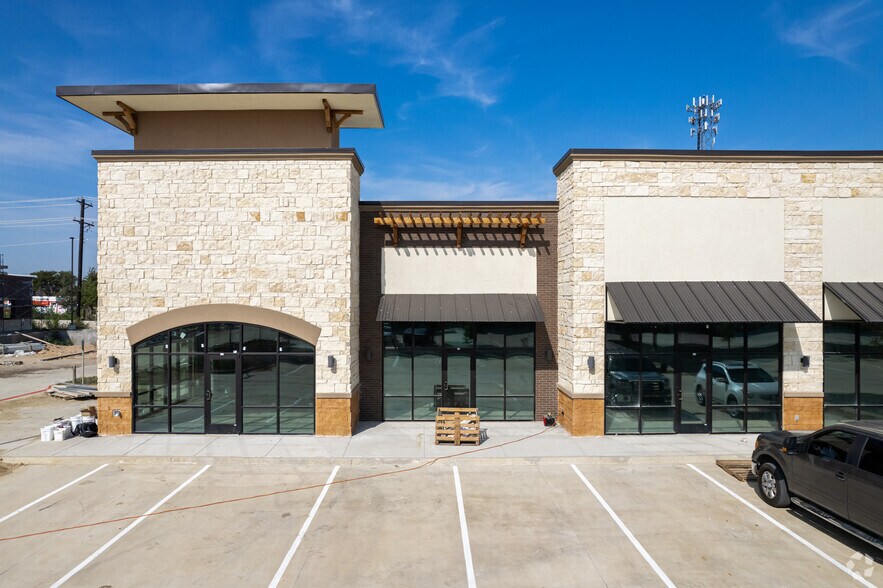 More Photos Of 14111 King Rd, Frisco Storefront Retail Office For Lease