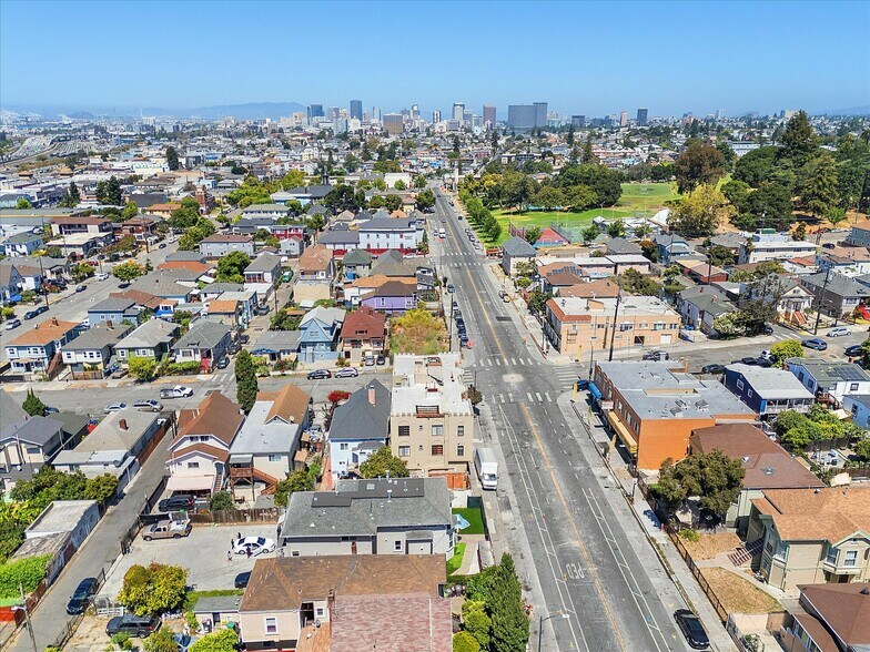 More Photos Of 1905 Foothill Blvd, Oakland Apartments For Sale