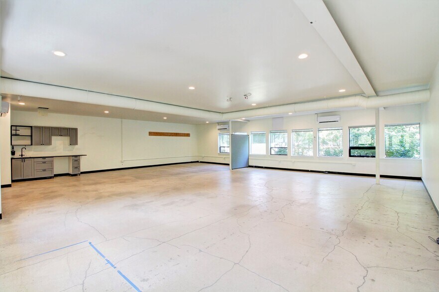 More Photos Of 207 Canyon Blvd, Boulder Office For Sale