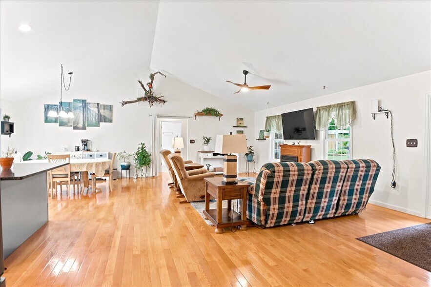 More Photos Of 1309 Redland Rd, Cross Junction Winery Vineyard For Sale
