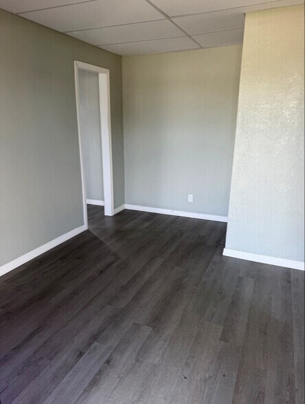 More Photos Of 703 Old Scenic Hwy, Lake Wales Self Storage For Lease