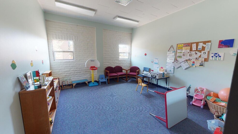 More Photos Of 3196 Marine Dr, Astoria Loft Creative Space For Lease