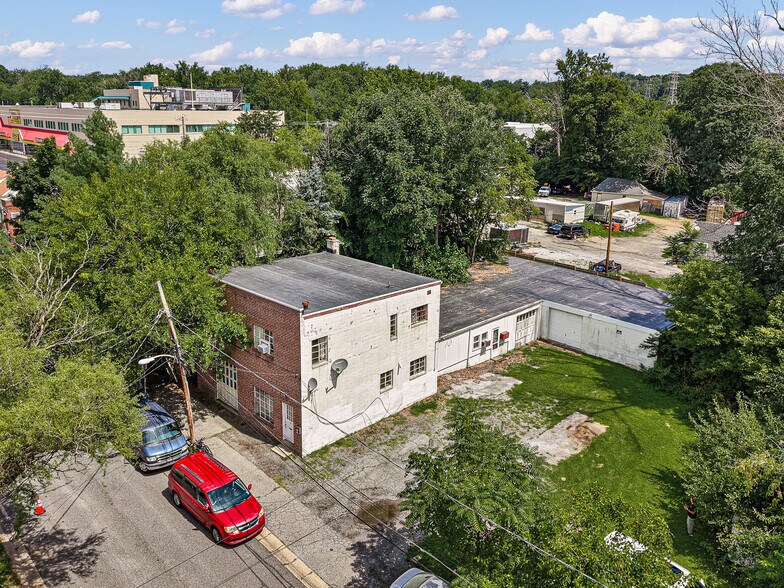 More Photos Of 9 E 44th St, Wilmington Office Residential For Sale