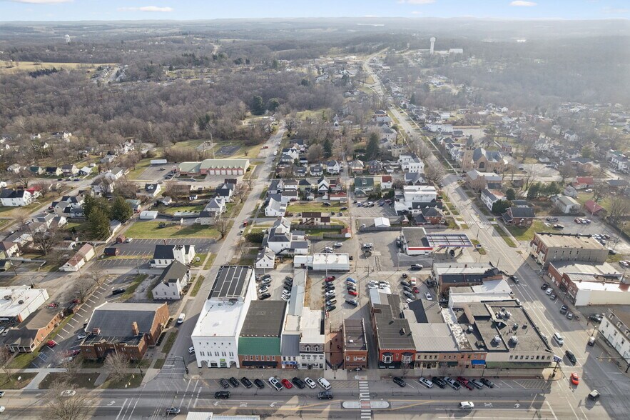 More Photos Of 126 N High St, Hillsboro Storefront Retail Residential For Sale