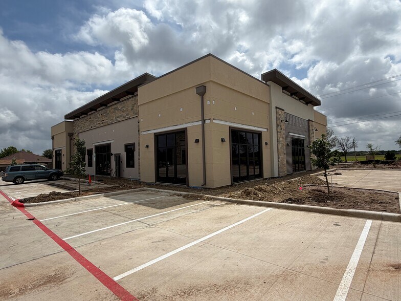 Primary Photo Of 1012 Municipal Dr, Leander Unknown For Lease