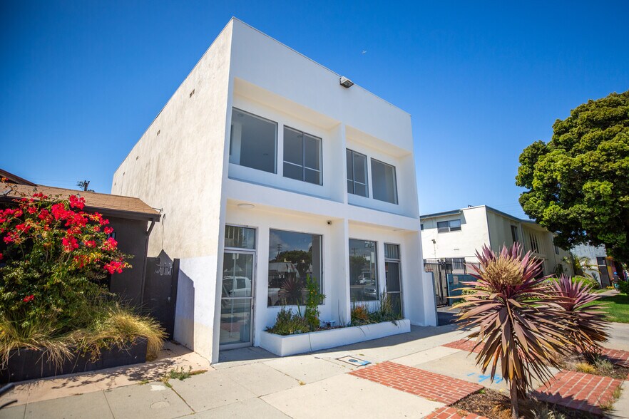 Primary Photo Of 12923 Venice Blvd, Los Angeles Storefront Retail Office For Lease