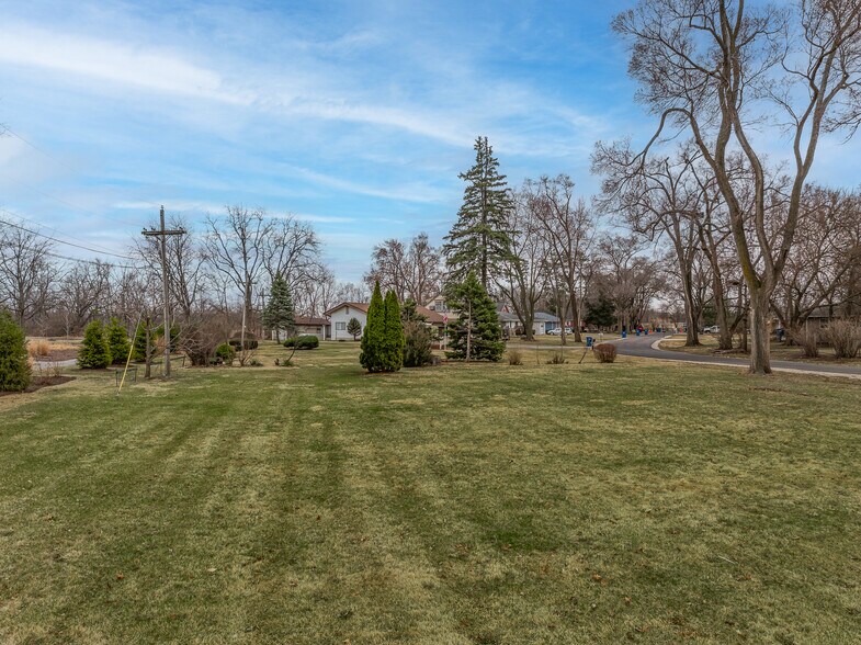 More Photos Of 23625 W Main St, Plainfield Land For Sale