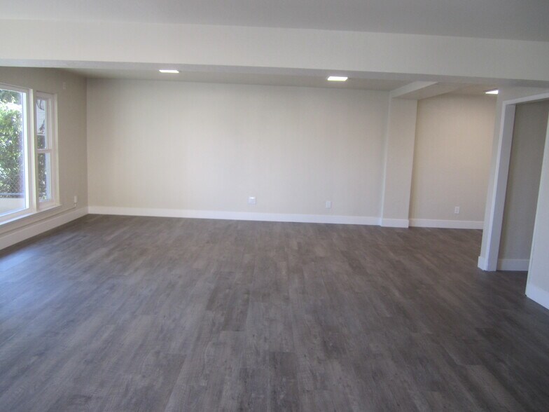 More Photos Of 1035 Park Ave, San Jose Storefront Retail Office For Lease