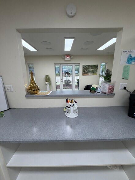 More Photos Of 3113 S Ridgewood Ave, Daytona Beach Medical For Lease