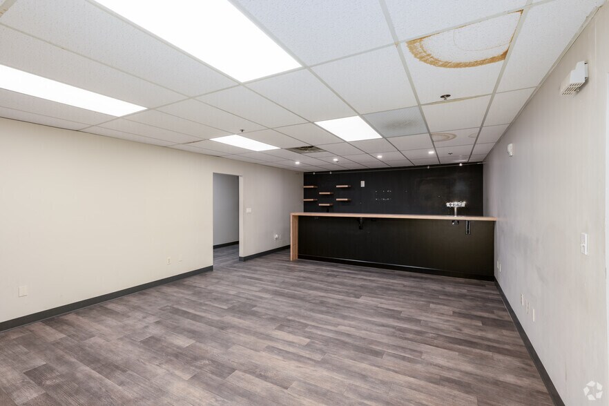 More Photos Of 378 Page St, Stoughton Light Distribution For Sale