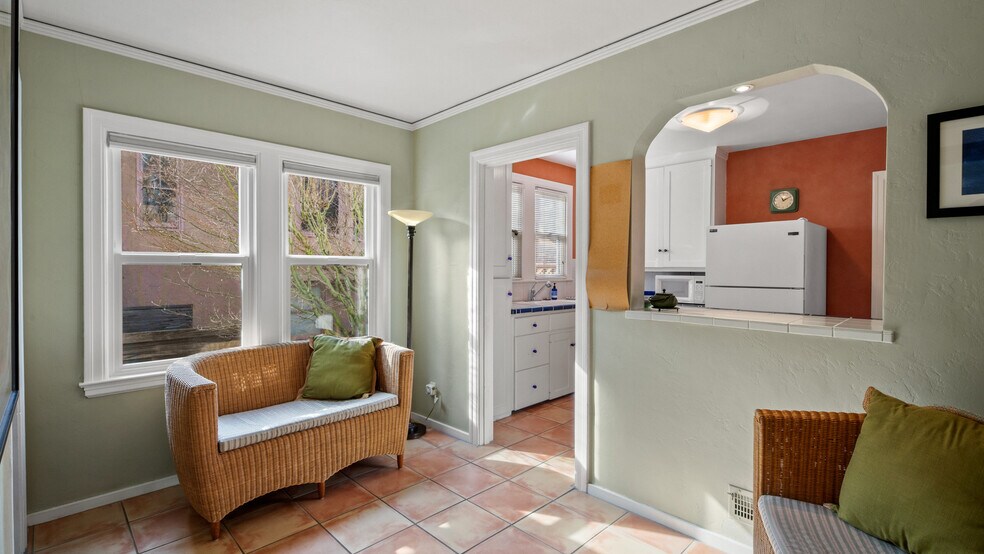 More Photos Of 717 C St, San Rafael Office For Sale