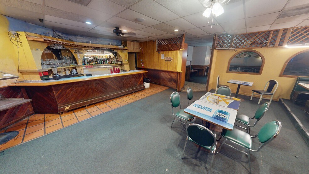 More Photos Of 1000-1044 E Avenue K, Lancaster Unknown For Lease