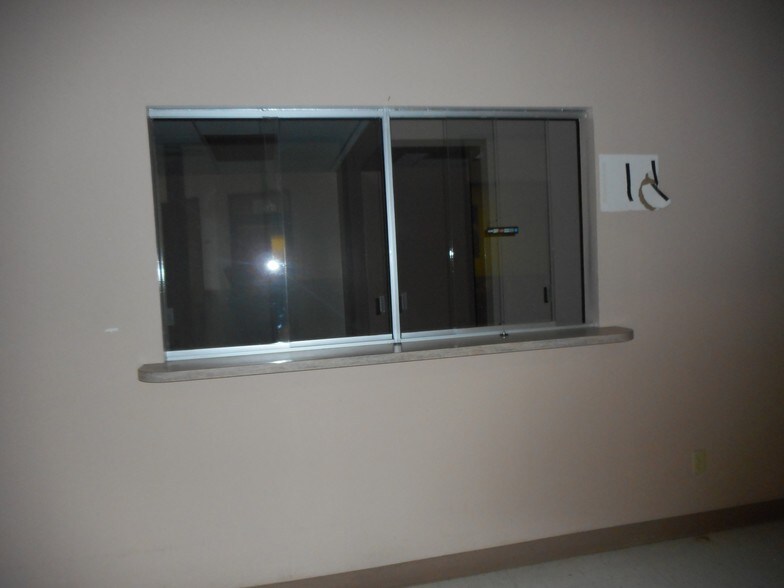 More Photos Of 864 Central Blvd, Brownsville Medical For Sale