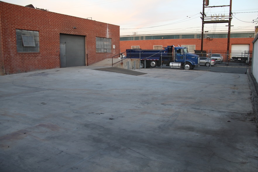 More Photos Of 1522 W 135th St, Gardena Manufacturing For Sale