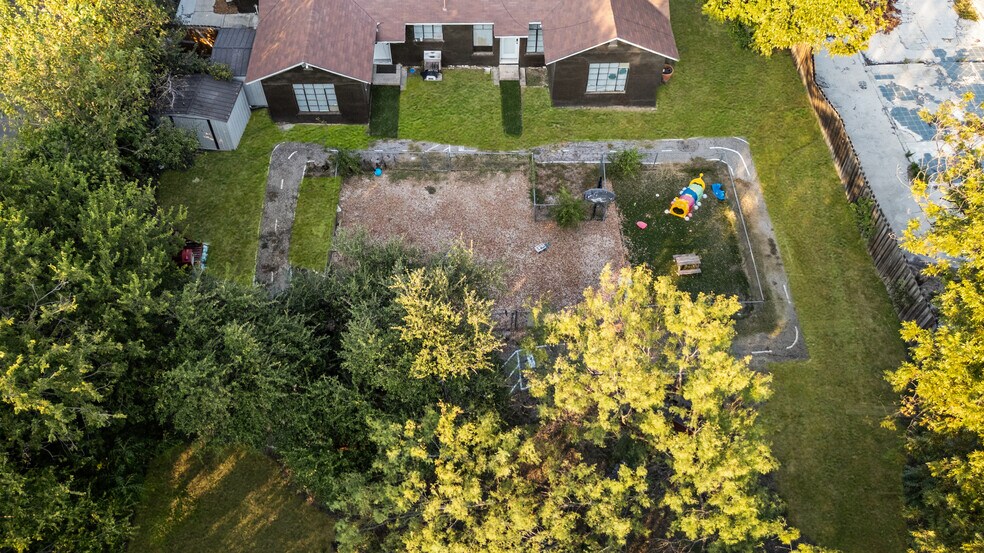 More Photos Of 1213 Bandera Rd, San Antonio Daycare Center For Sale