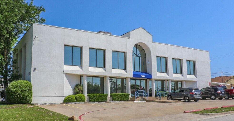 More Photos Of 2921 Lackland Rd, Fort Worth Medical For Lease