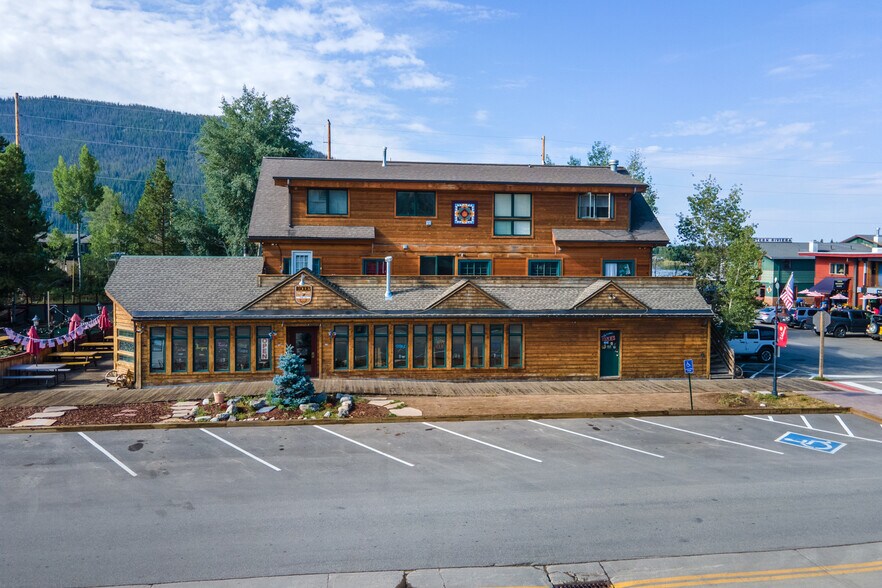 More Photos Of 1000 Grand Ave, Grand Lake Restaurant For Sale