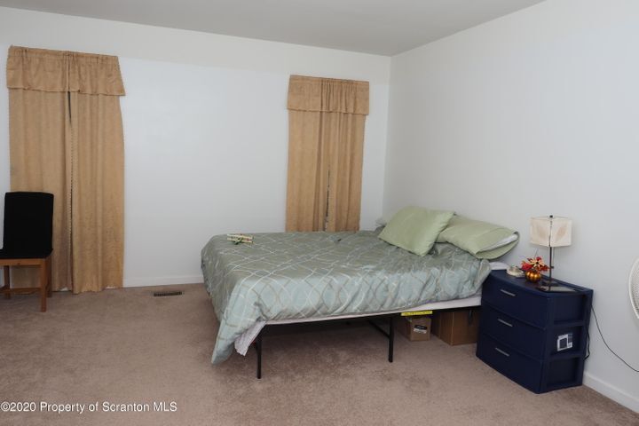 More Photos Of 662 S Keyser Ave, Scranton Apartments For Sale