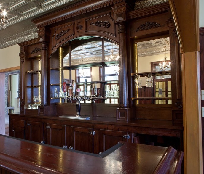 More Photos Of 212 Main St W, New Prague Hotel For Sale