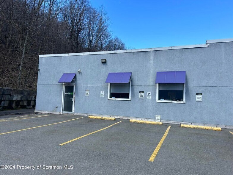 More Photos Of 233 Northern Blvd, Clarks Summit Storefront Retail Office For Lease