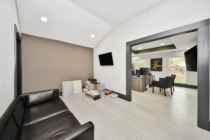 More Photos Of 5310 Logston Ln, Spring Flex For Sale