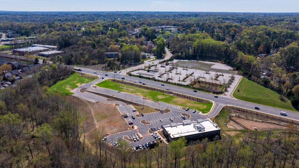 More Photos Of 2 Celanese North, Rock Hill Unknown For Lease