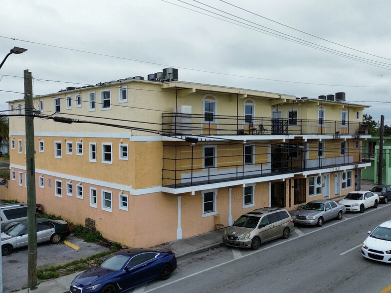 More Photos Of 733 Dr Martin Luther King Jr Blvd W, Belle Glade Apartments For Sale