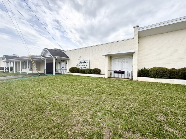 More Photos Of 2025 N Main St, Danville Religious Facility For Sale
