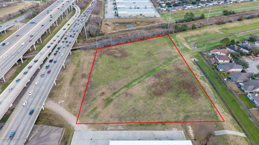More Photos Of 6631 N Sam Houston Pky W, Houston Warehouse For Sale