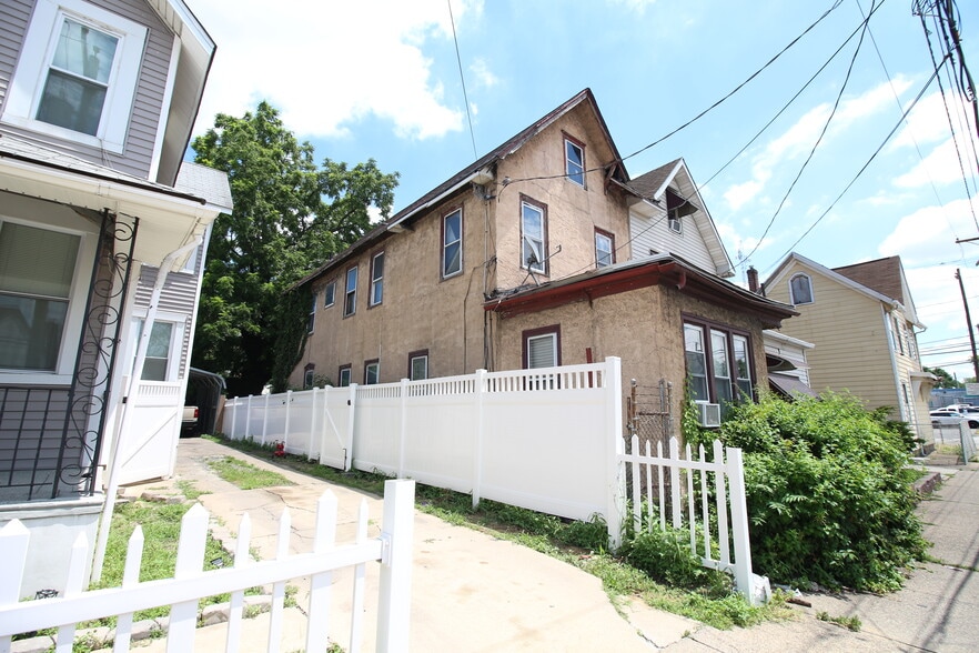 More Photos Of 708 N 27th St, Camden Multifamily For Sale
