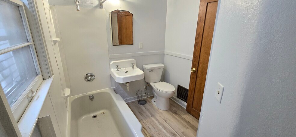 More Photos Of 893-895 Randolph Ave, Saint Paul Apartments For Sale