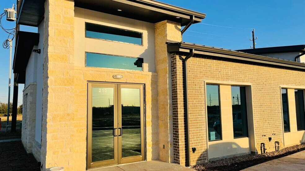 More Photos Of 21777 Merchants Way, Katy Unknown For Lease