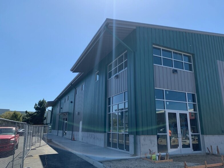 More Photos Of 3980 Steel Way, San Luis Obispo Warehouse For Lease
