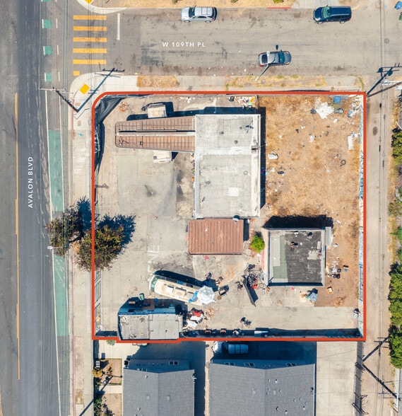 More Photos Of 10958 Avalon Blvd, Los Angeles Auto Repair For Sale