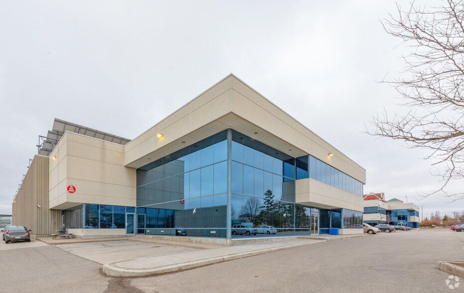Primary Photo Of 35 Minthorn Blvd, Markham Manufacturing For Lease