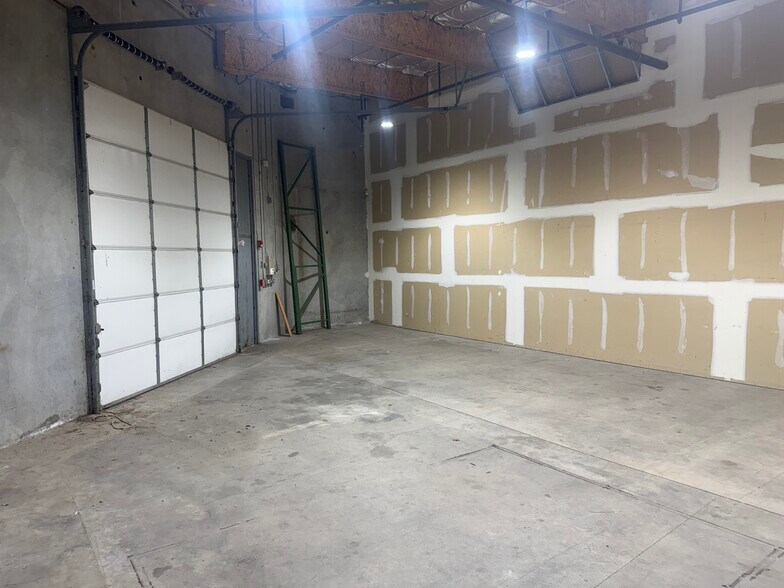 More Photos Of 5793 Skylane Blvd, Windsor Warehouse For Sale