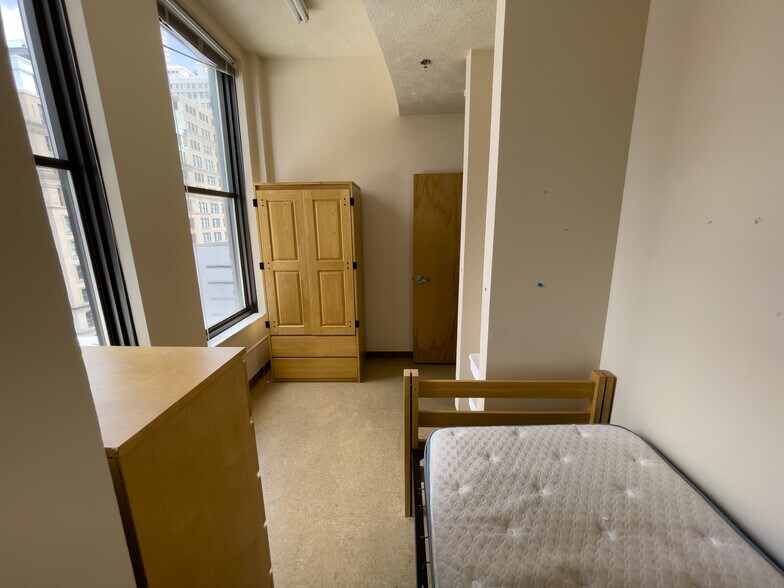 More Photos Of 341 4th Ave, Pittsburgh Apartments For Sale