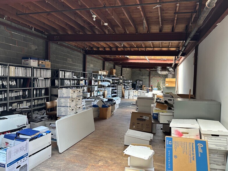 More Photos Of 124 Sheridan Ave, Albany Manufacturing For Sale