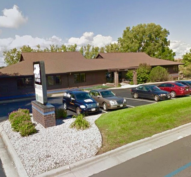 More Photos Of 2300 Riverside Dr, Green Bay Office For Lease