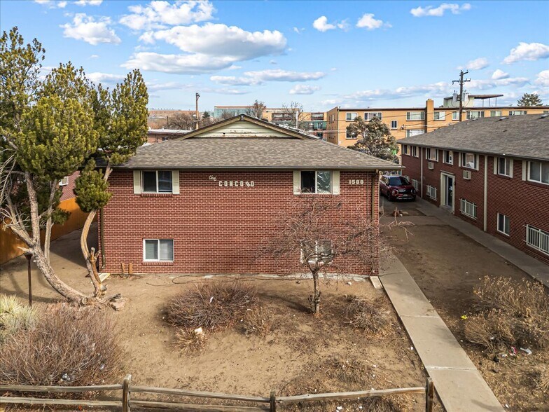 More Photos Of 1588 Macon St, Aurora Apartments For Sale