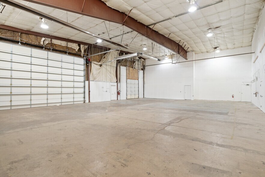 More Photos Of 707 County Line Rd, Palmer Lake Warehouse For Sale