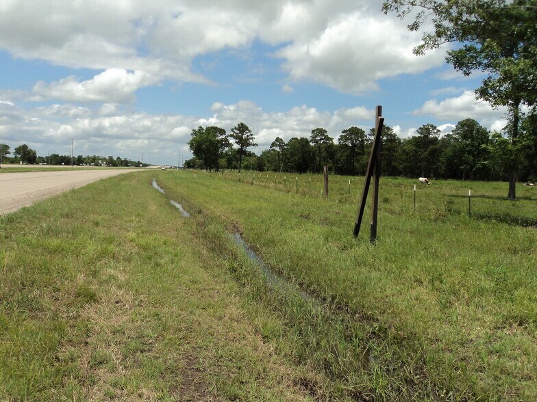 More Photos Of 2620 US Highway 90, Crosby Land For Sale