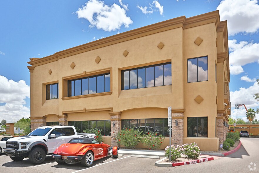 More Photos Of 5010 E Warner Rd, Phoenix Office For Lease