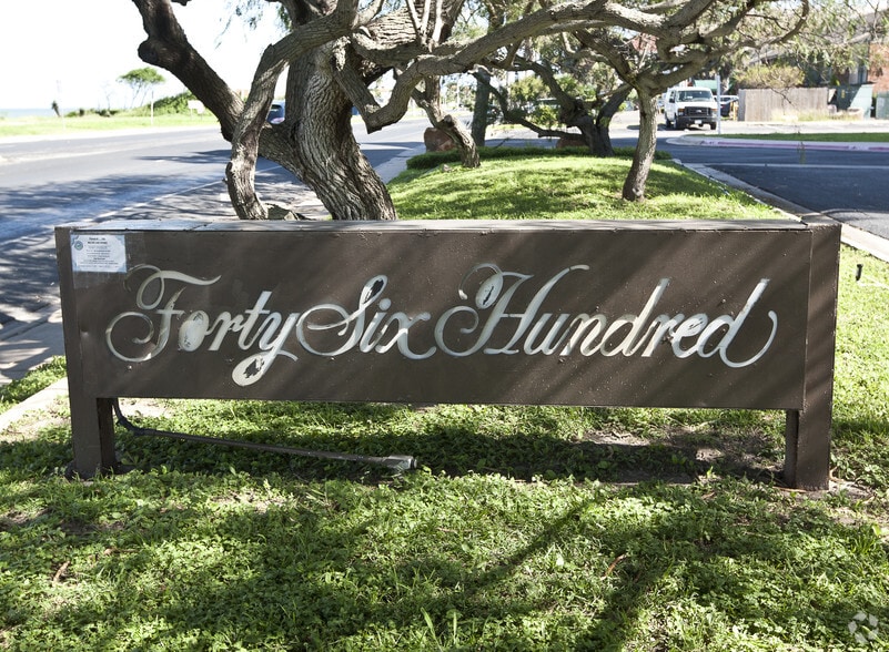 More Photos Of 4600 Ocean Dr, Corpus Christi Apartments For Sale