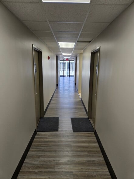 More Photos Of 1910 Lakeland Dr, Jackson Medical For Lease