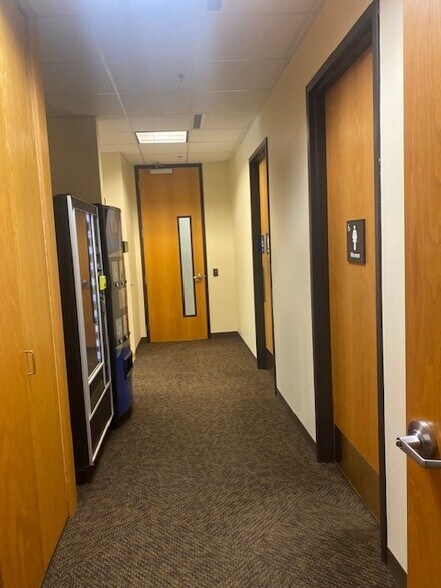 More Photos Of 1696 Greenview Dr SW, Rochester Office For Sale